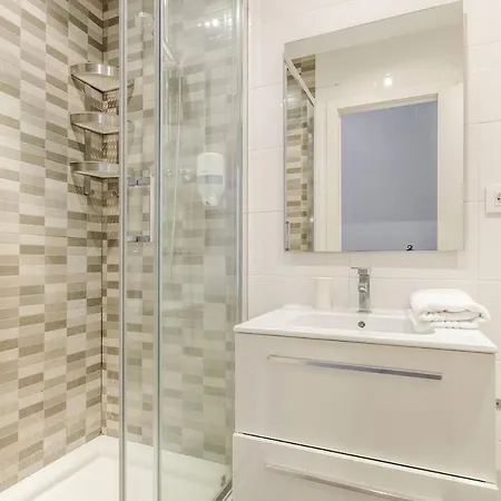 Canela Homes Balmes Appartamento *